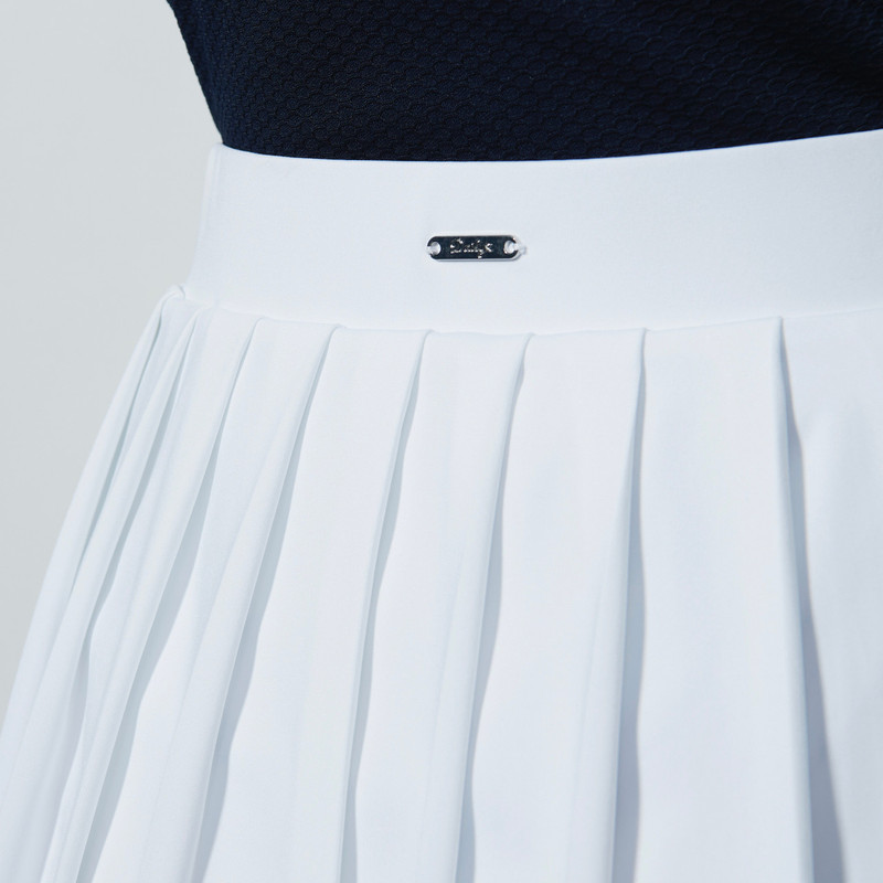 Daily Sports White Pleated 15/17" Golf Skort